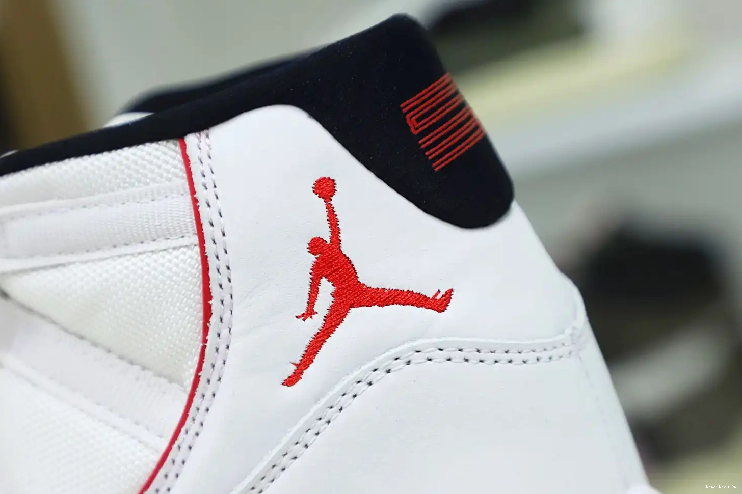 PLATINUM AIR JORDAN RETRO 11 Kimikick TINT XI 0810